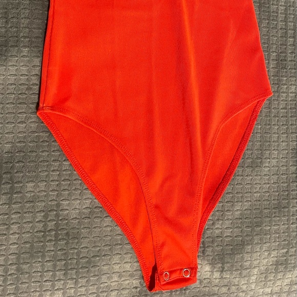 ❤️Red bodysuit❤️ - Picture 2 of 6